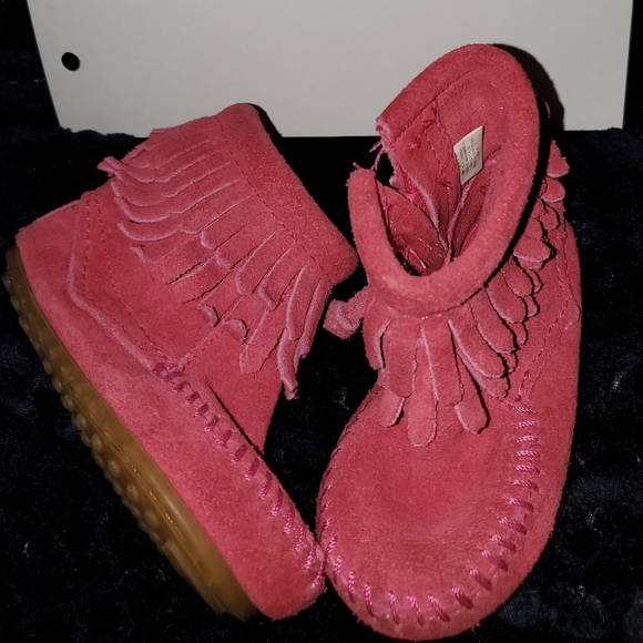 Girls toddler mocs - Picture 1 of 1